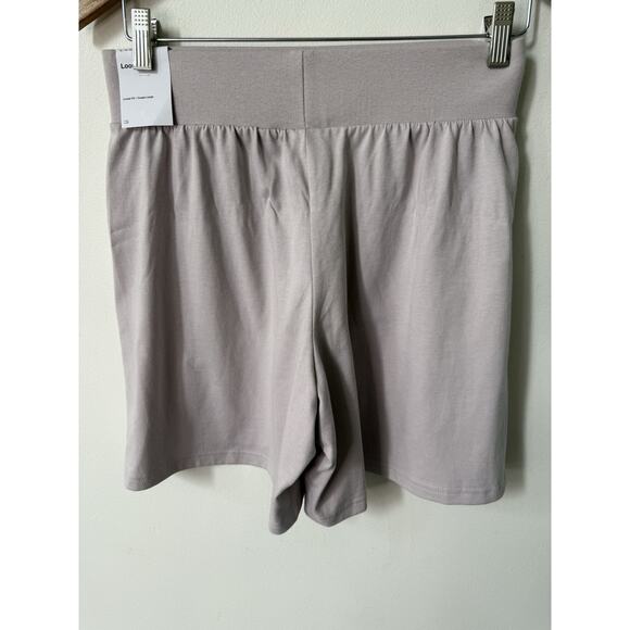 Nike Loose Fit Womens Shorts Size Xl Taupe Cotton Running Walking Athleisure - Picture 3 of 9